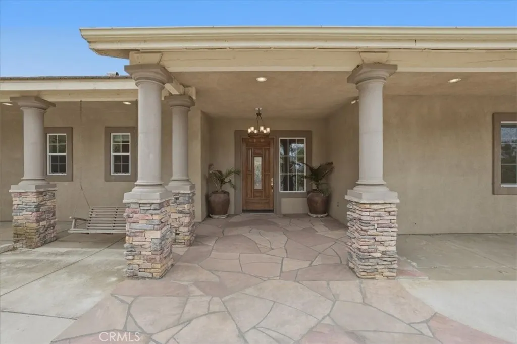 main property photo 14