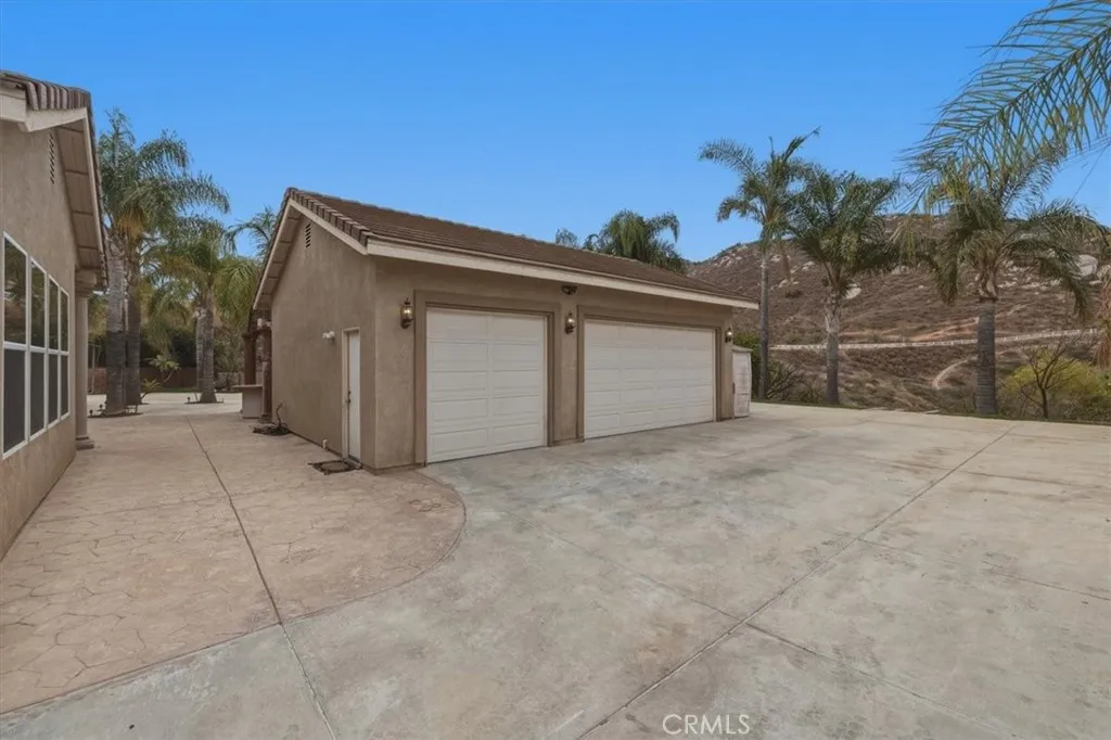 main property photo 49
