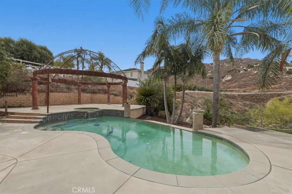 main property photo 56