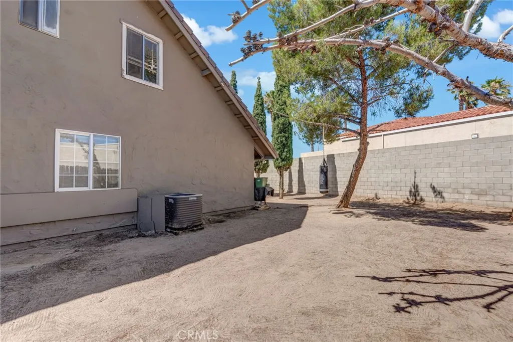 main property photo 24