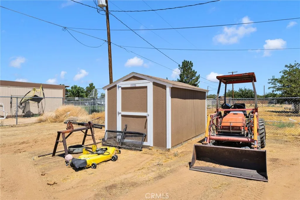 main property photo 27