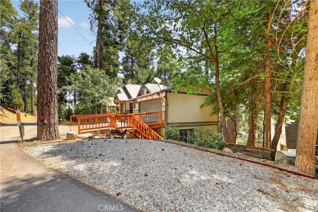 main property photo 30