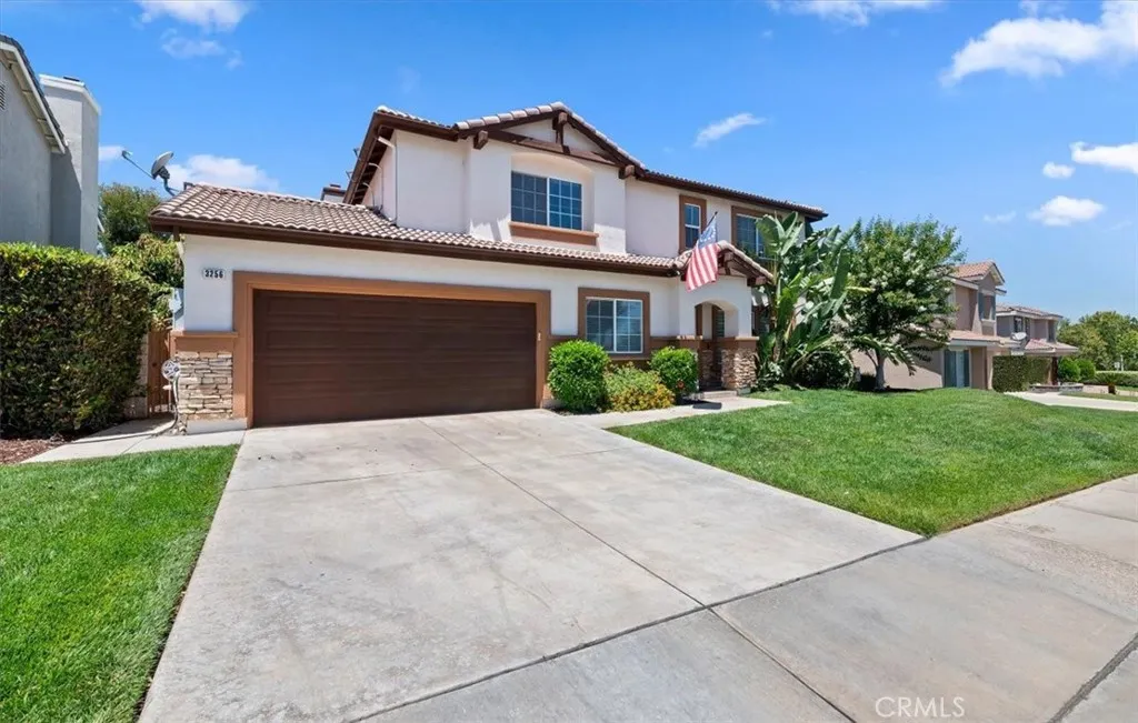 main property photo 10