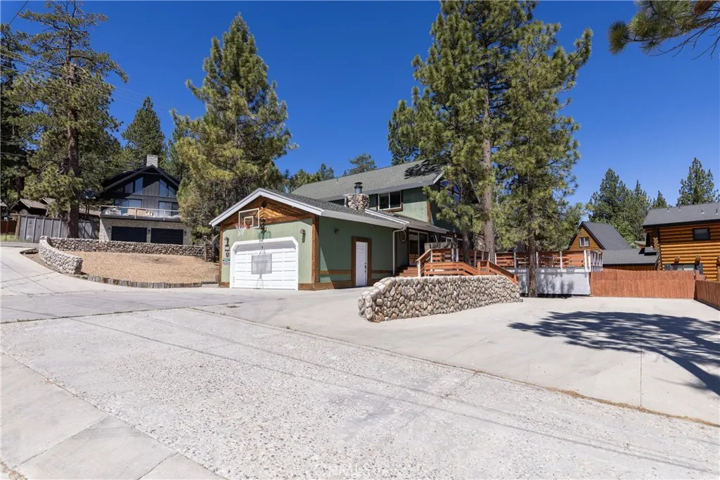 main property photo 41
