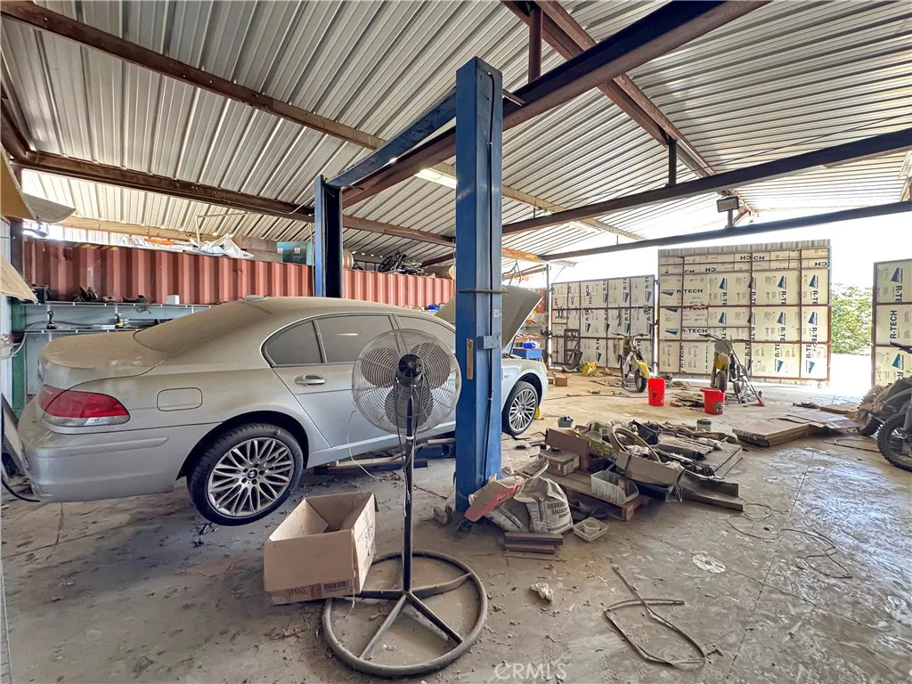 main property photo 50