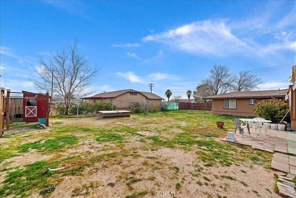 main property photo 13