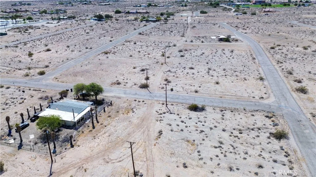 main property photo 7