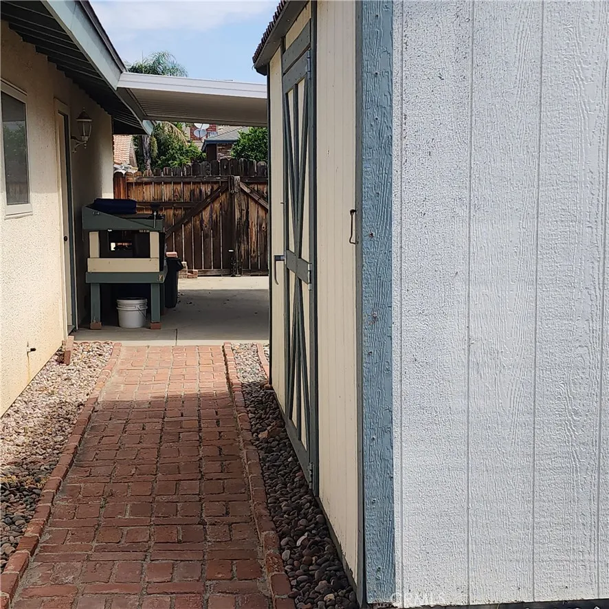 main property photo 67
