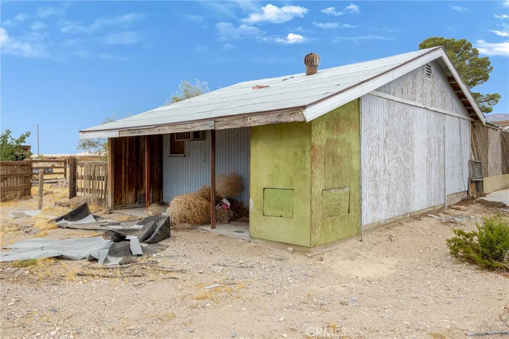 main property photo 18