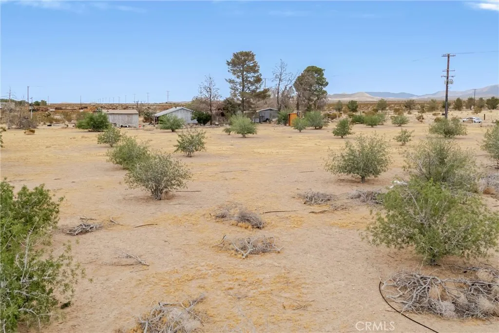 main property photo 40