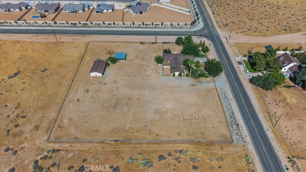 main property photo 38