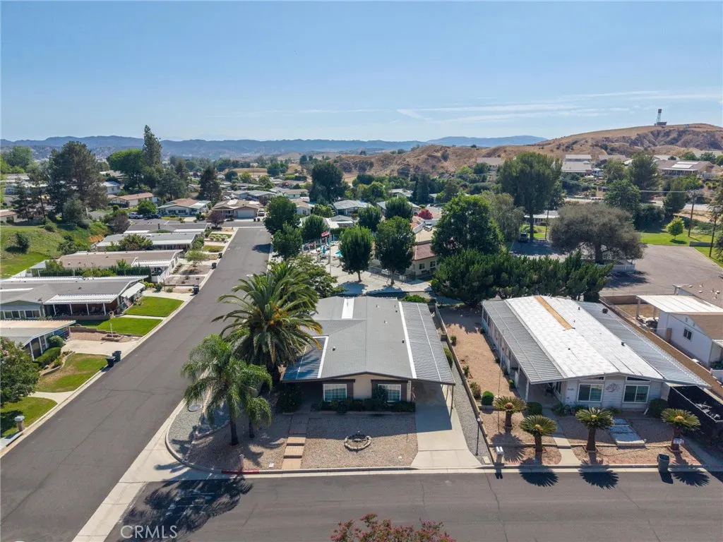 main property photo 41