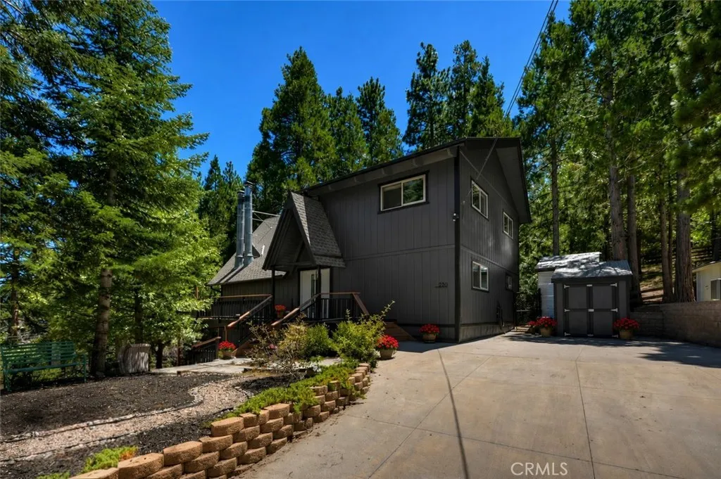 main property photo 51