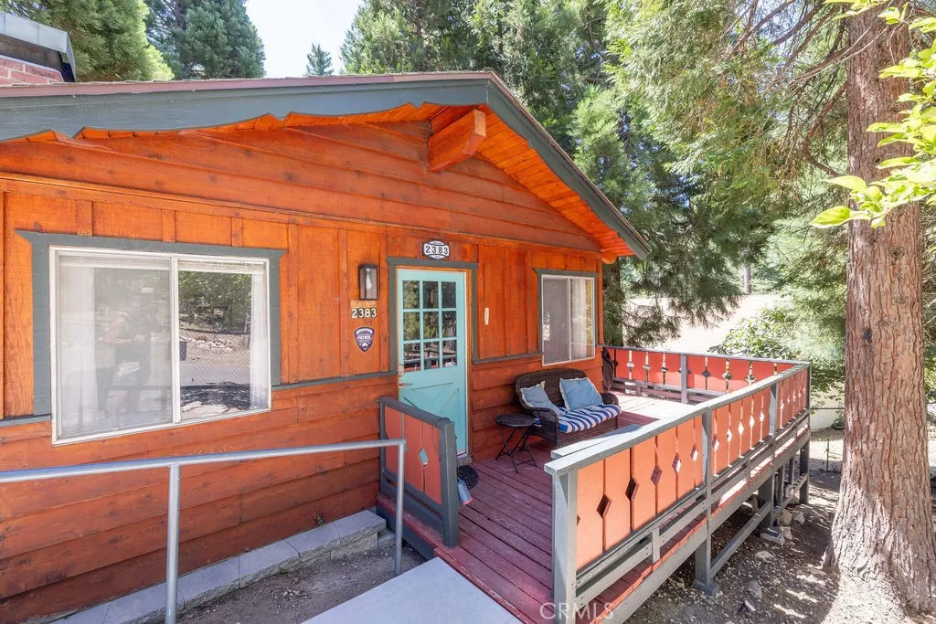 main property photo 28