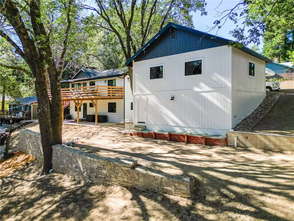 main property photo 60