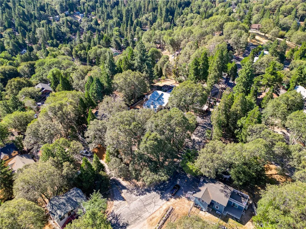 main property photo 70