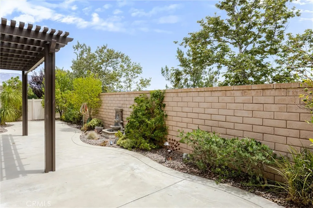main property photo 31