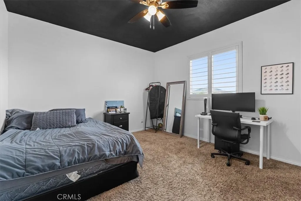main property photo 78