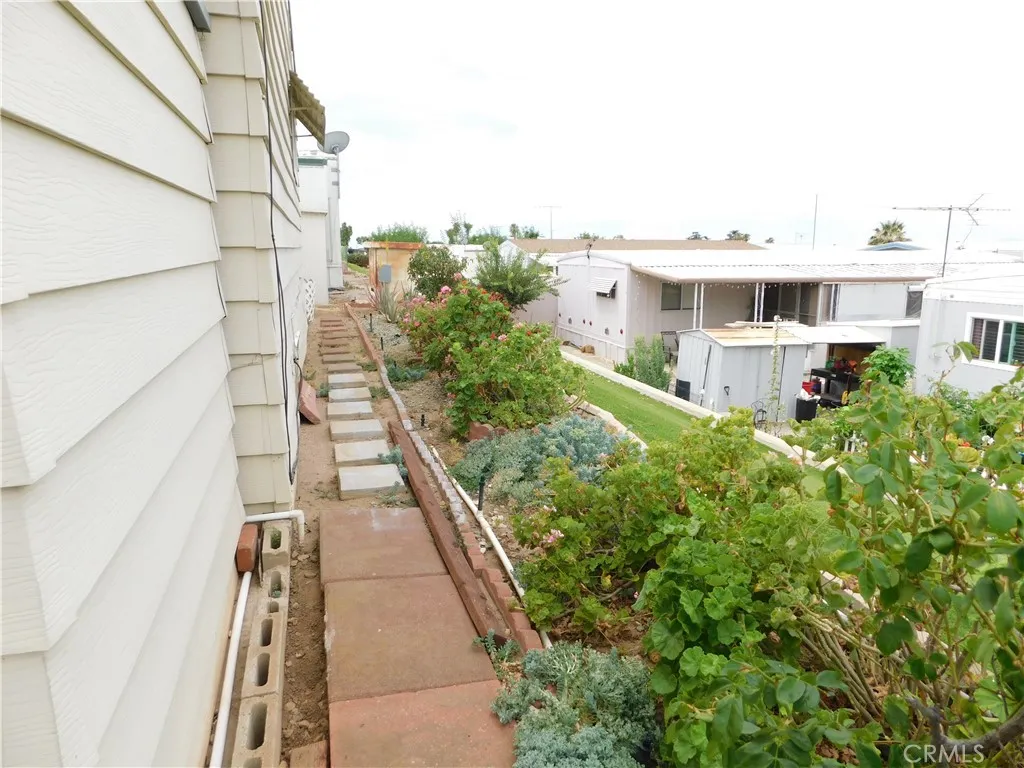 main property photo 59