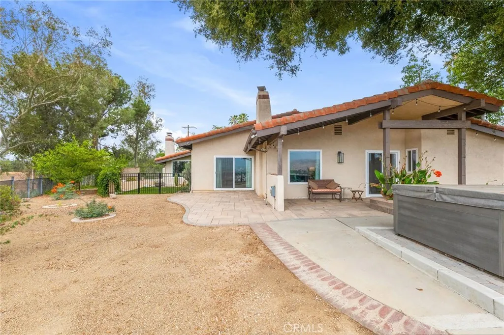 main property photo 35