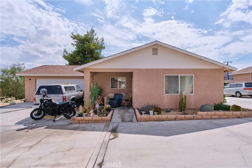 main property photo 16