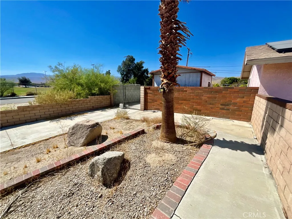 main property photo 17