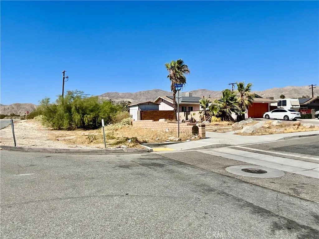 main property photo 23