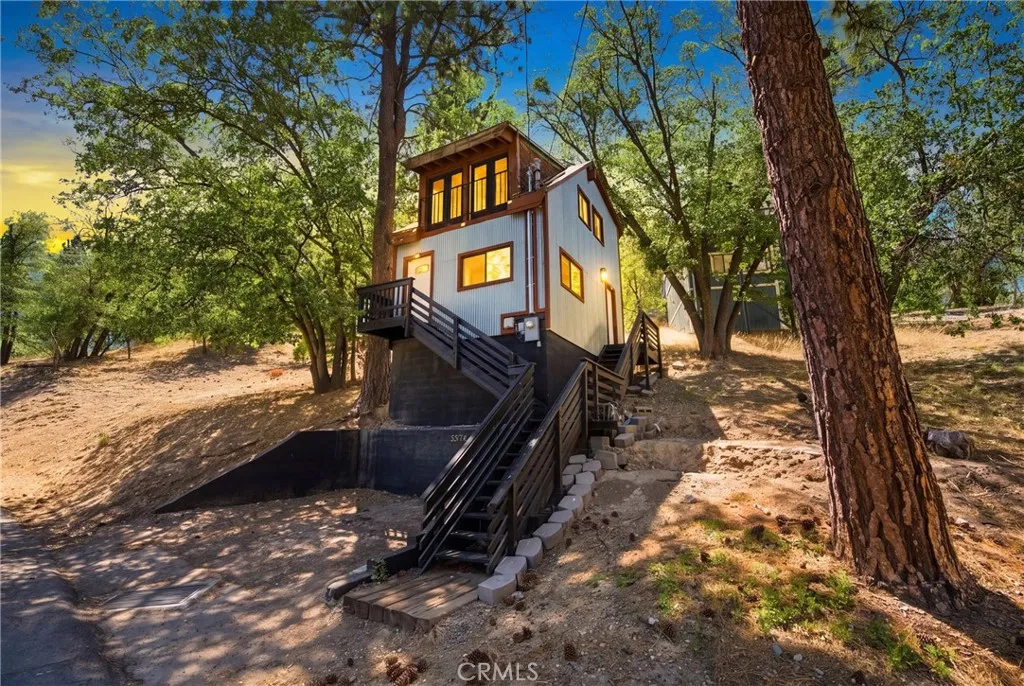 main property photo 0