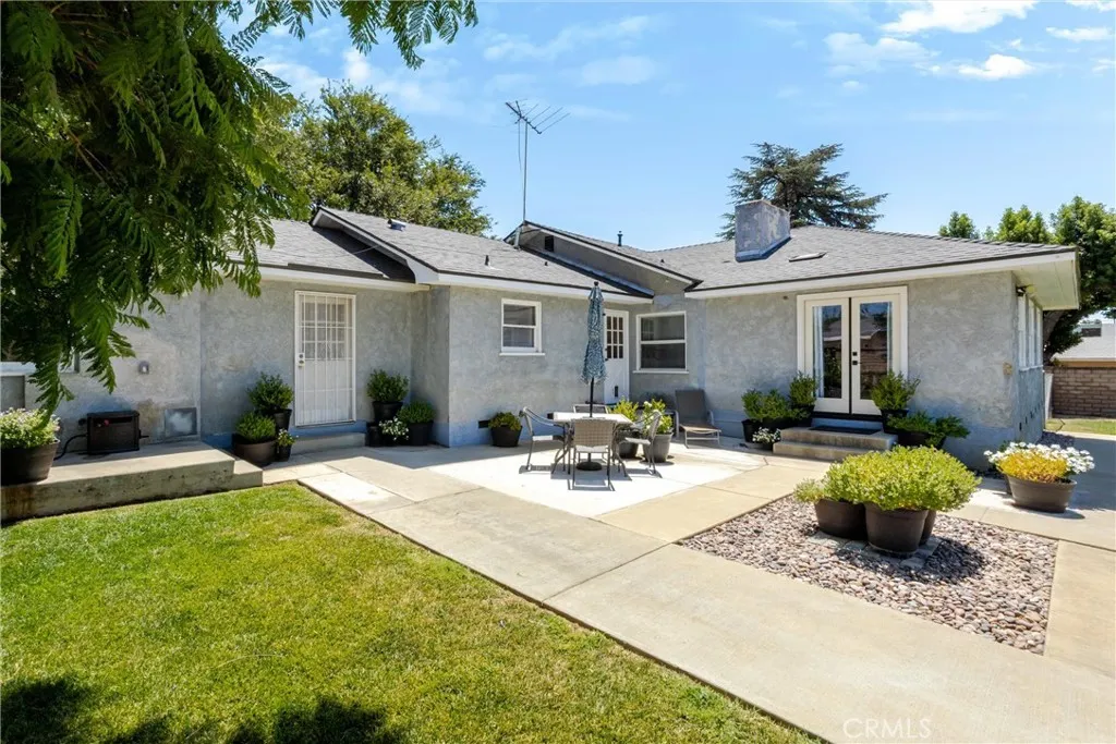main property photo 25