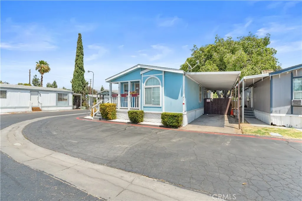 main property photo 1