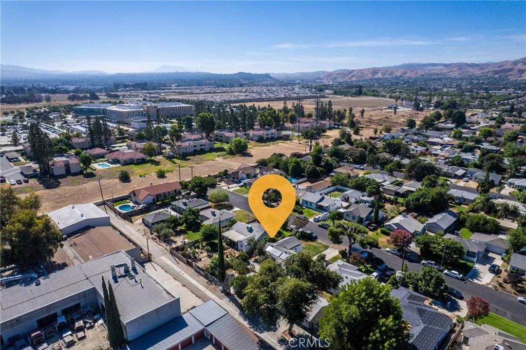 main property photo 44