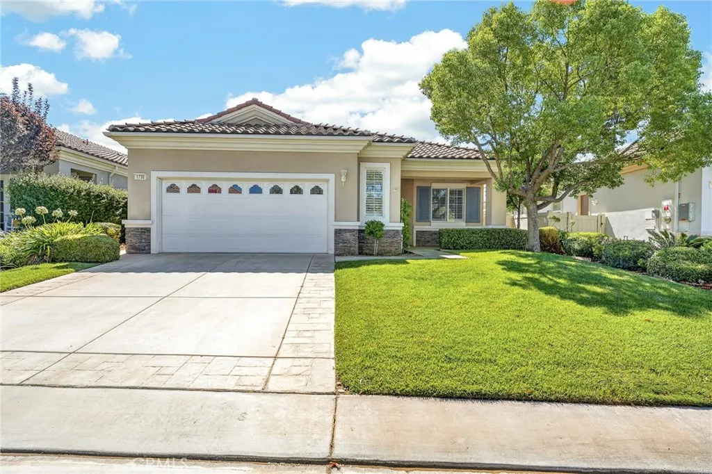 main property photo 1