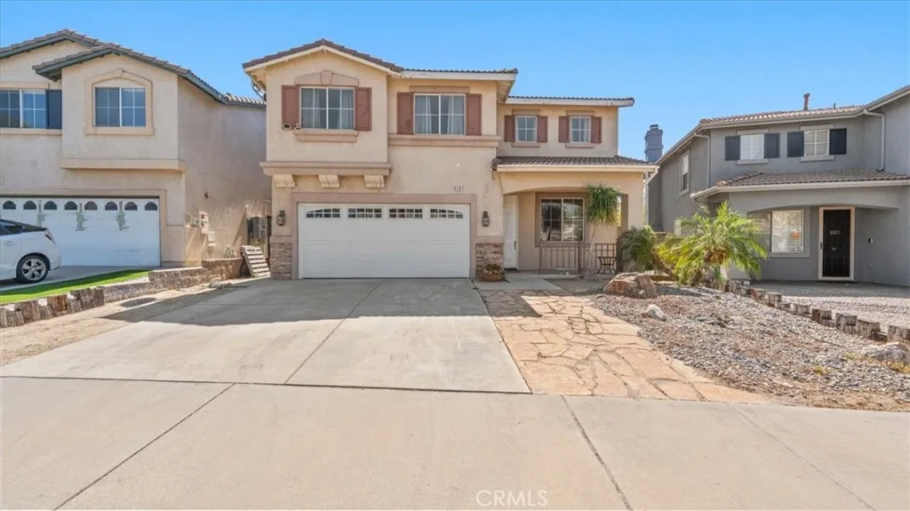 main property photo 6