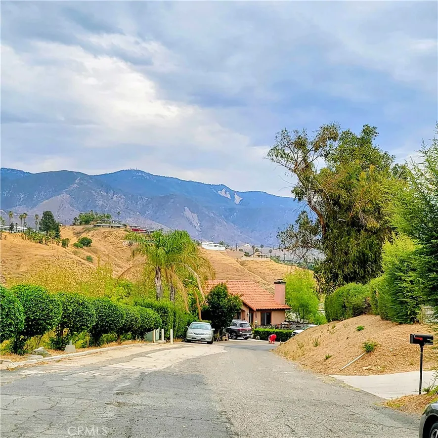 main property photo 16