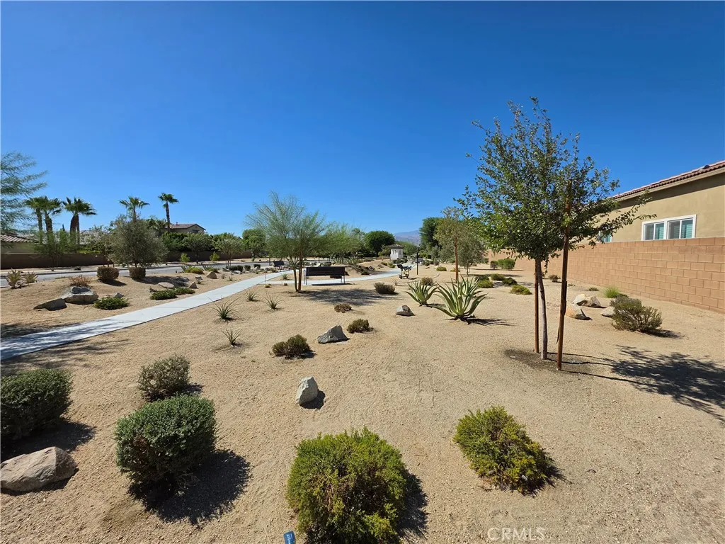 main property photo 23
