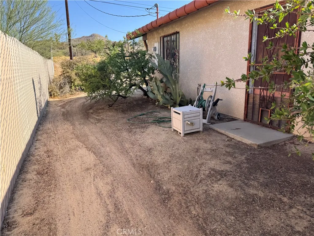 main property photo 17