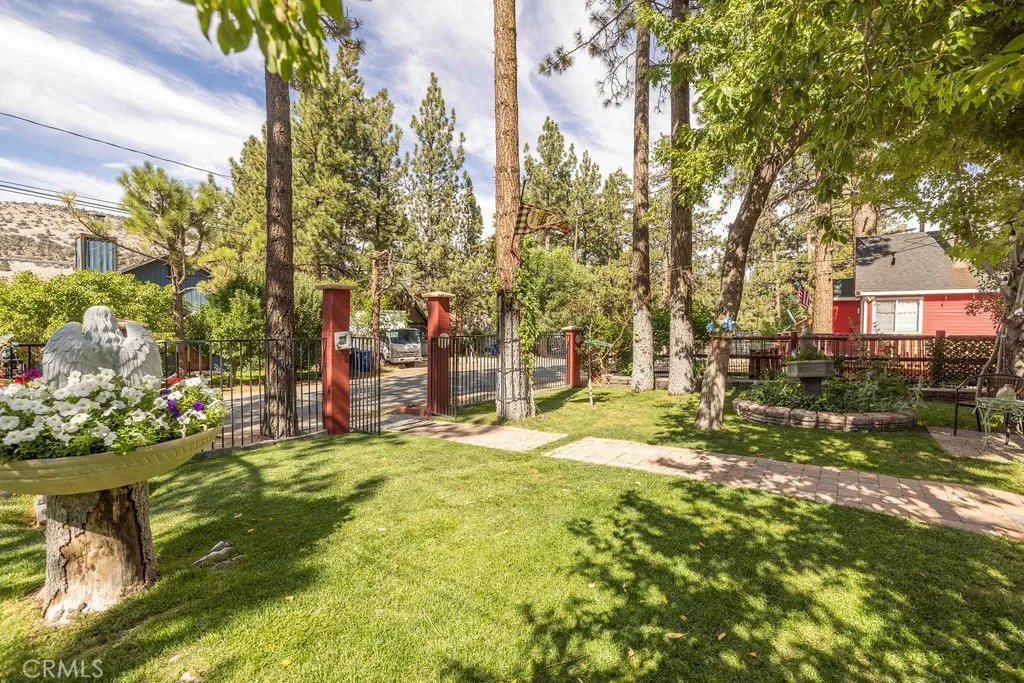 main property photo 5