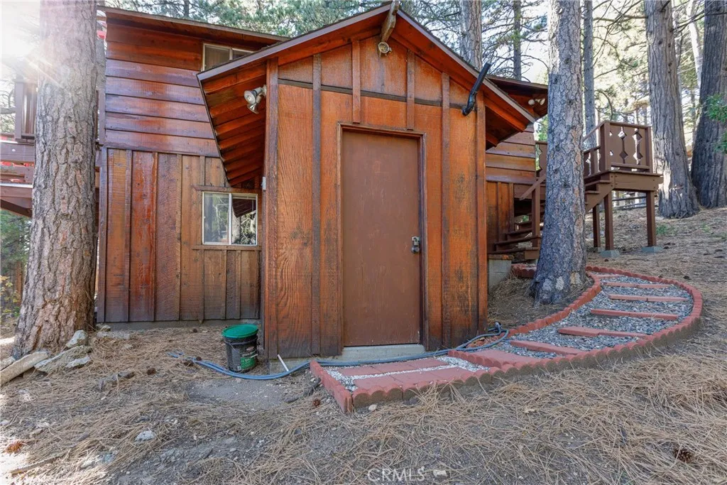 main property photo 18