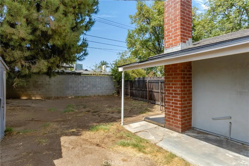 main property photo 31