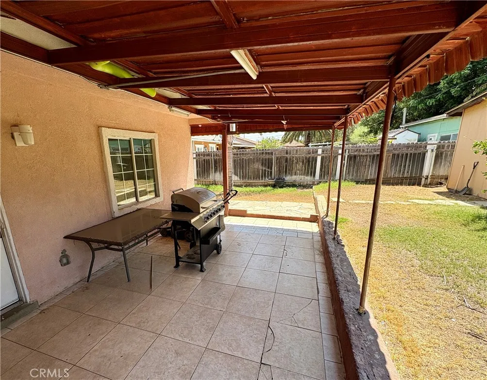 main property photo 25