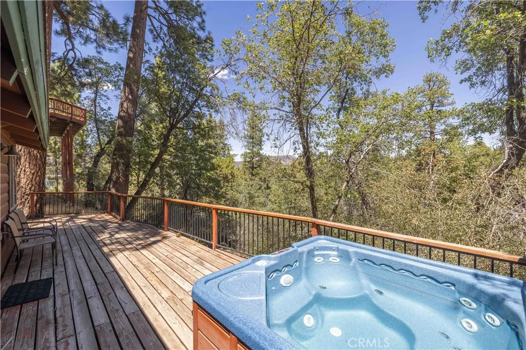 main property photo 16