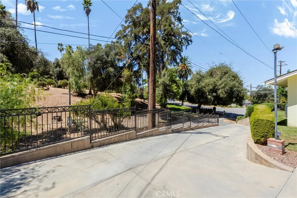 main property photo 42