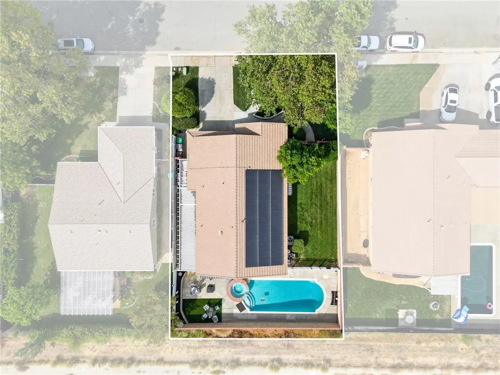 main property photo 45