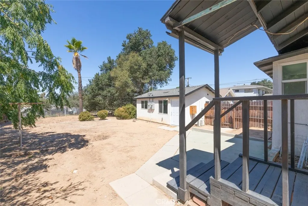 main property photo 21