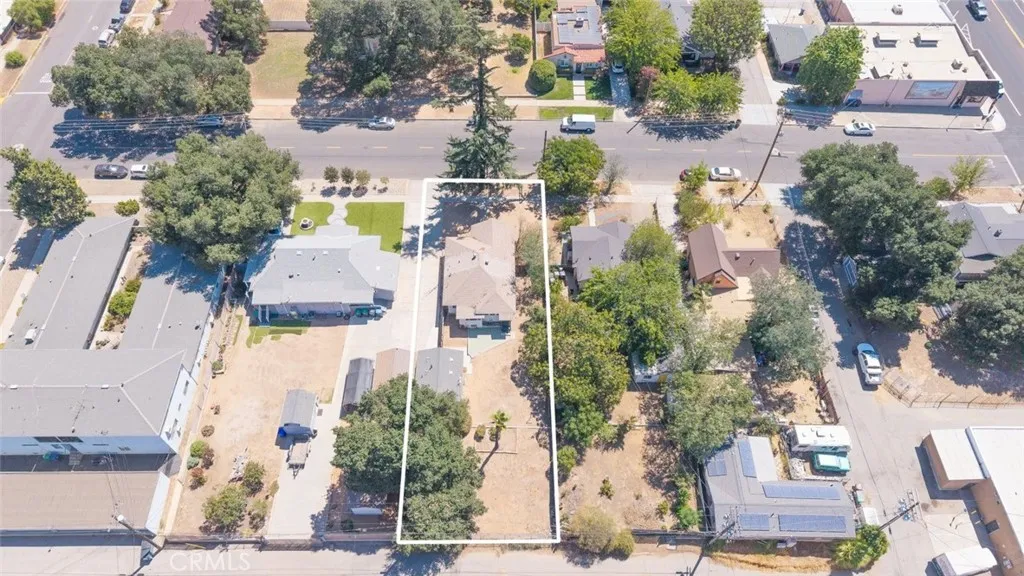main property photo 37