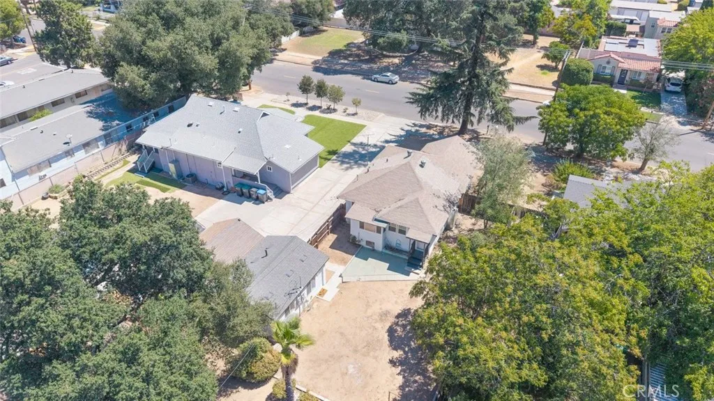 main property photo 43
