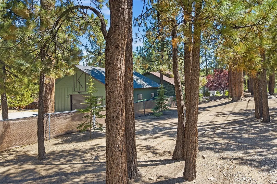 main property photo 51