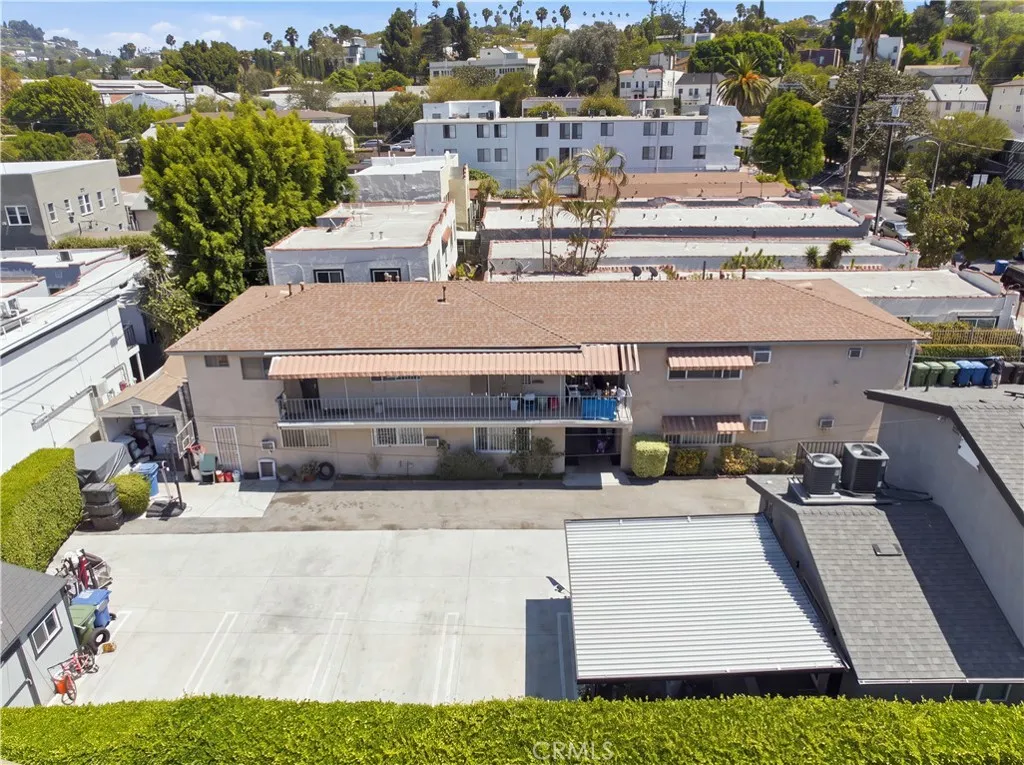 main property photo 18