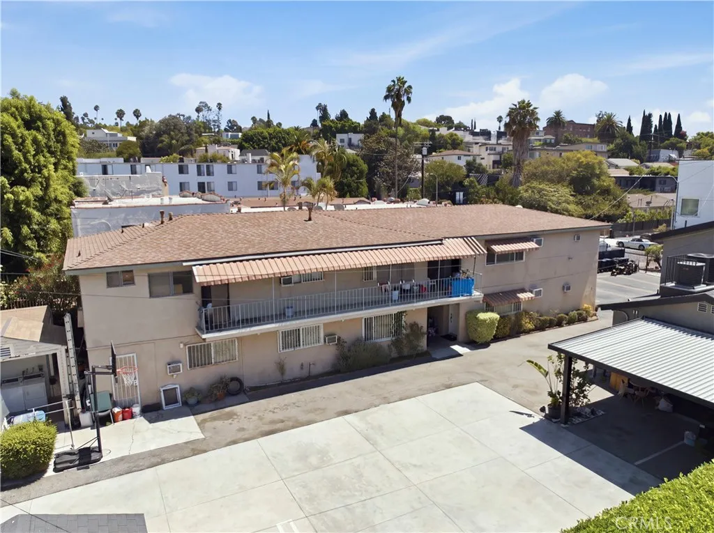 main property photo 19