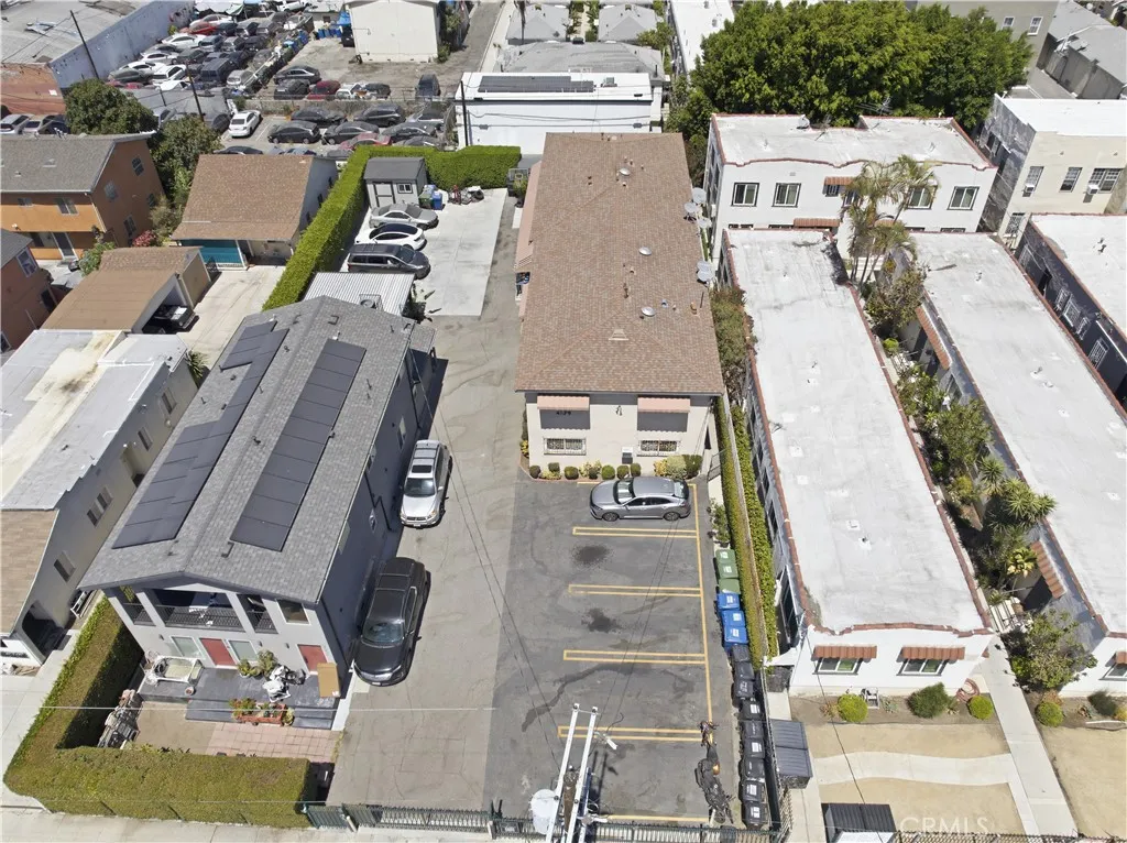 main property photo 30
